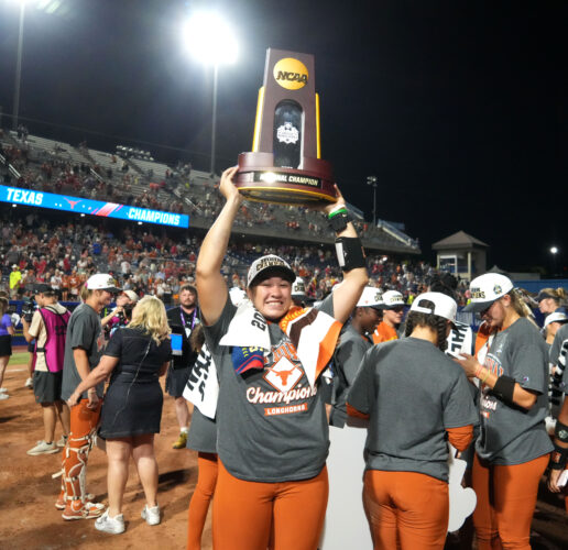 Texas grabs another national championship, 4-1